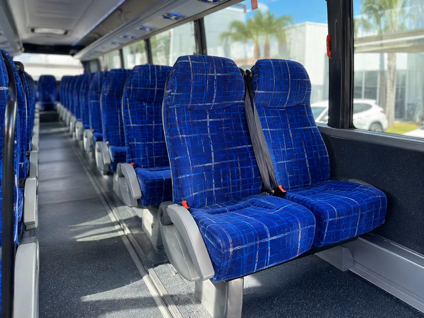 airport transfers for out of town wedding guests flying into houston