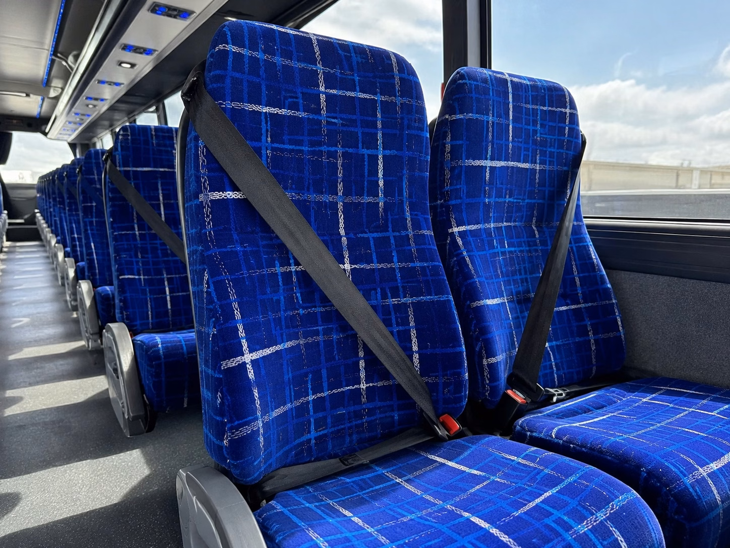 conroe charter buses for large prom groups across montgomery county