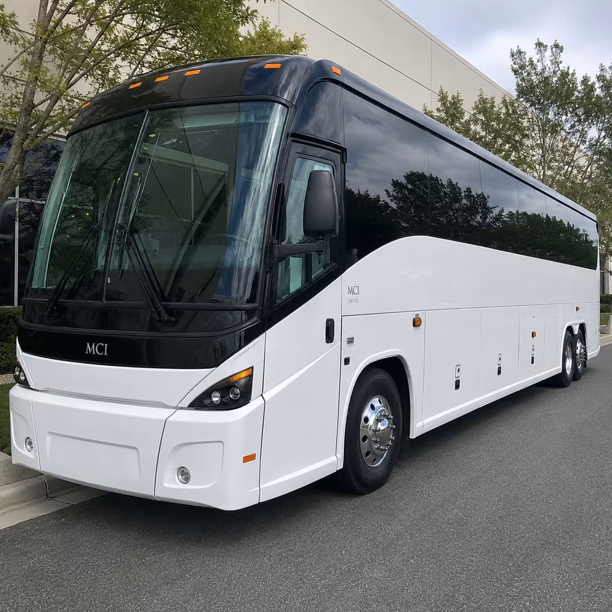 construction and worksite crew transportation in conroe texas