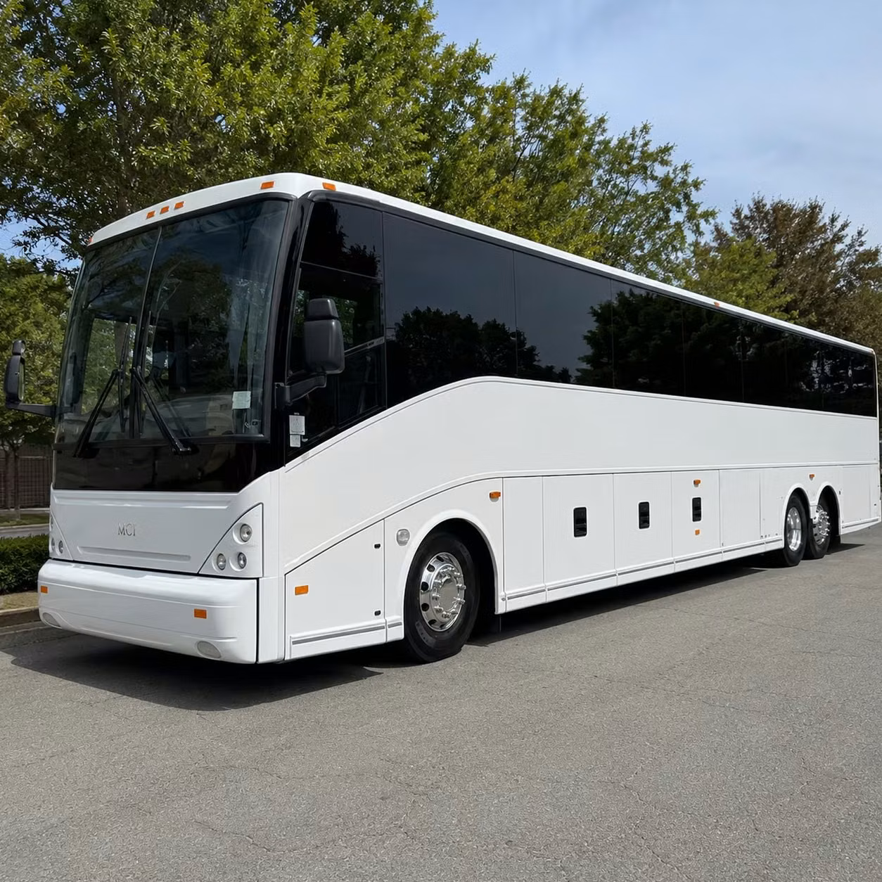 large group airport transfers for conroe sports teams school groups and tour parties