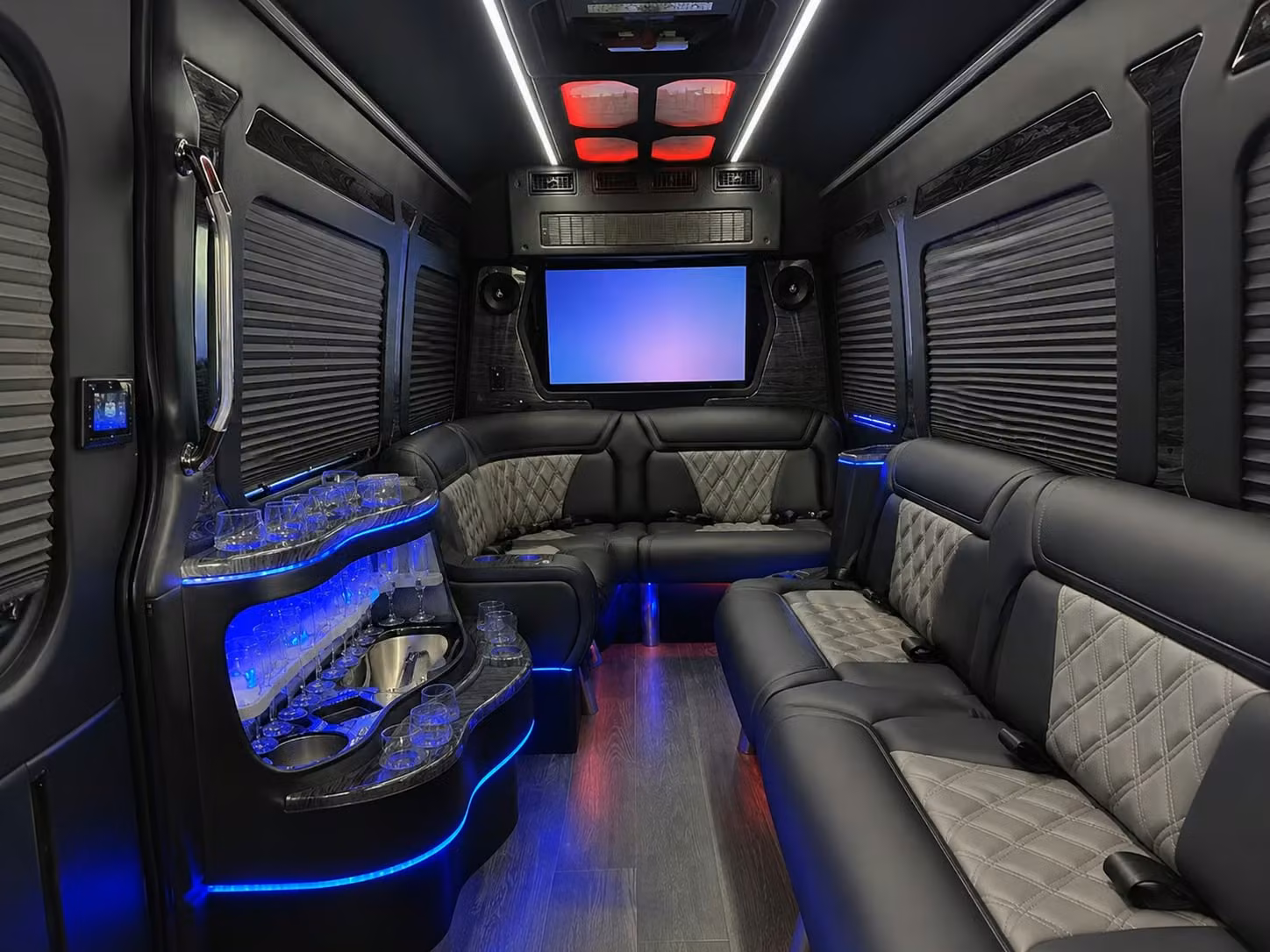 private concert bus rentals for groups of all sizes in conroe