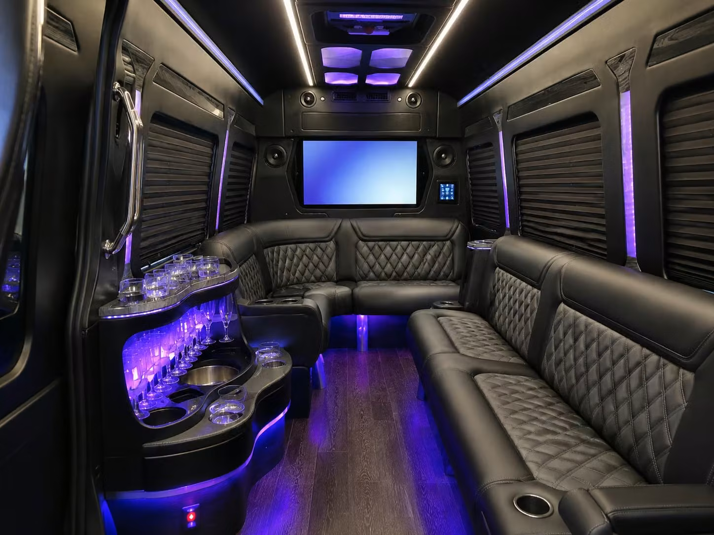 these are the bus amenities conroe prom groups love most